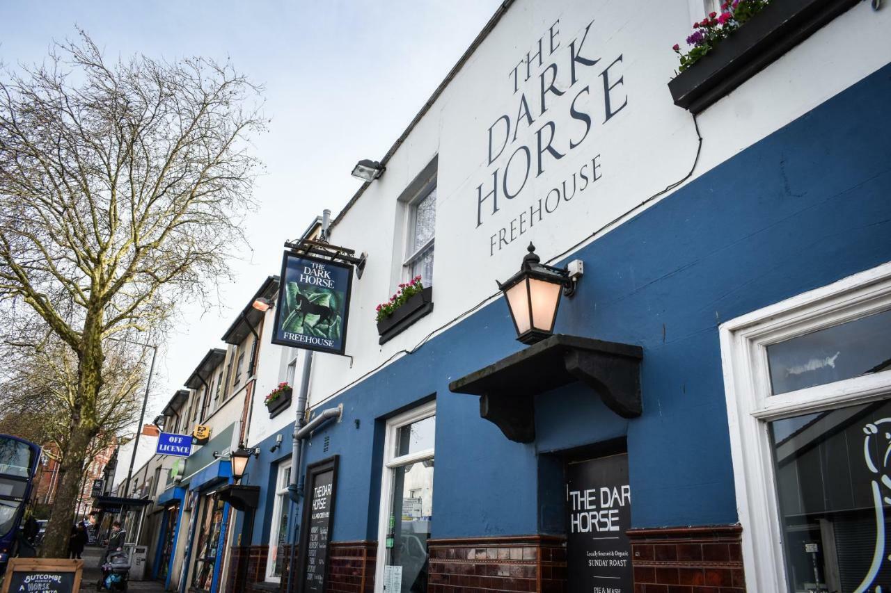 The Dark Horse Pub Hotel Bristol Buitenkant foto